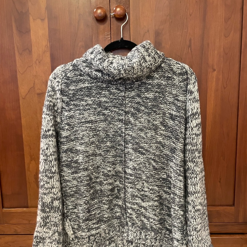 Wooden Ships Navy and White slouch Turtleneck yarn Sweater